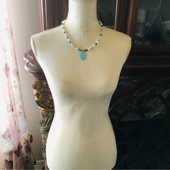 Handcrafted abalone shell dyed agate howlite stone genuine pearl necklace - Picture 6 of 15